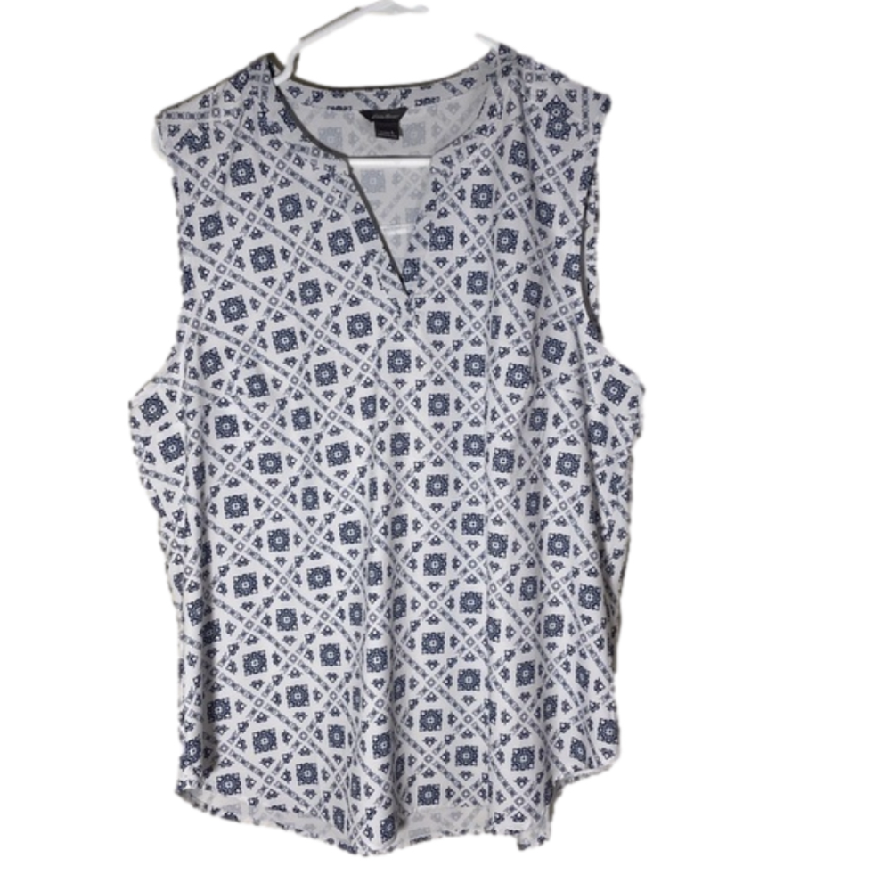Eddie Bauer Printed V neck Tank Top Size Large
